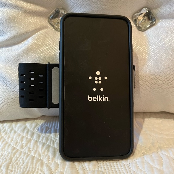Belkin fitness armband fits iPhone 7 Plus and 8 plus - Picture 5 of 6